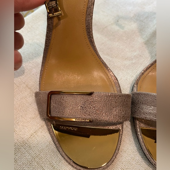 Coach Hampton Y2K Taupe with Brass detailing Ankle Strap Heel size 7.5 B - Picture 5 of 5